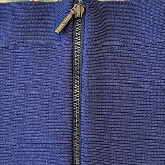 Guess Blue Black Bandage Mini Skirt Size S Y2K Sexy Bodycon Stretch - Picture 6 of 8